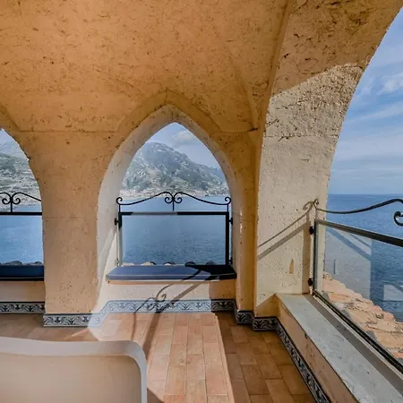 Ravello Art Apartments Exterior photo