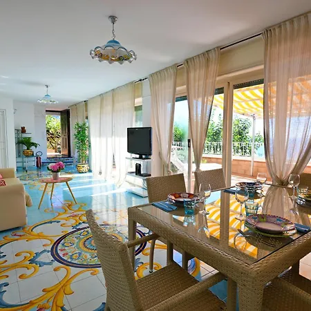 Ravello Art Apartments Exterior photo